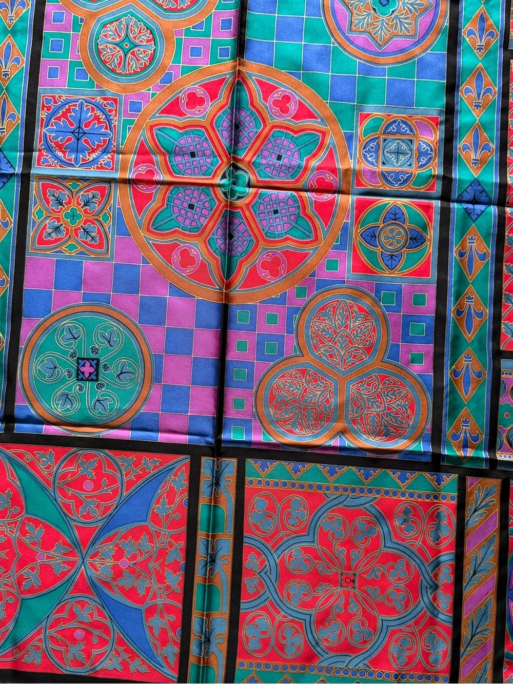 Museum Fine Arts Boston Byzantine Mosaic Pattern Hand Rolled Silk Scarf Sqr 34”
